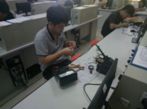 機(jī)電工程系成功舉辦“日用百貨”主題機(jī)電產(chǎn)品組裝、制作與調(diào)試競(jìng)賽